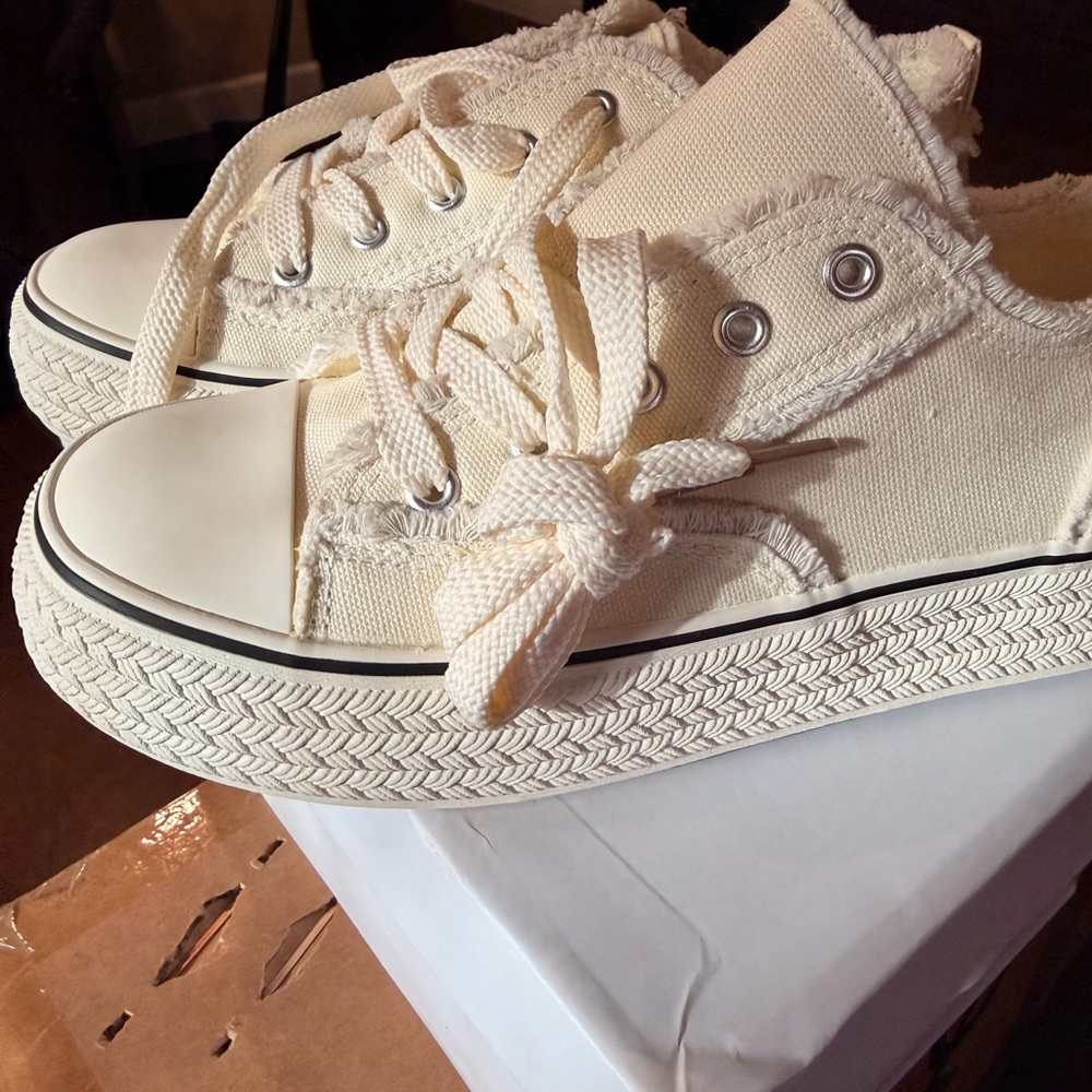 Women's Cream Canvas Sneakers